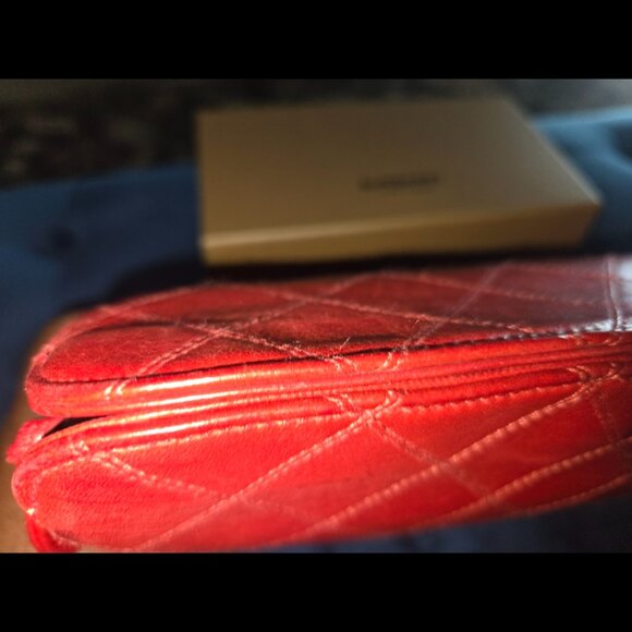 Authentic Chanel Bicolore Matlasse Clutch - Picture 6 of 14